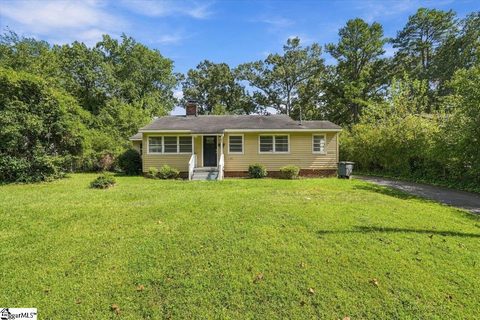 101 Arlo Court active home in Duncan Park, Spartanburg, SC