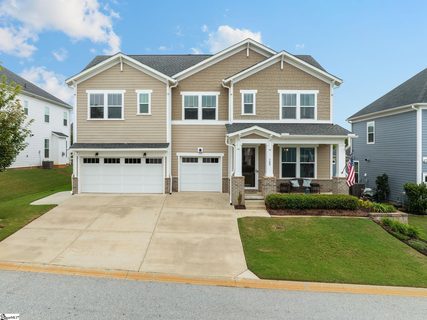 709 Saint Laurent Way active home in Chastain Glen At Five Forks, Simpsonville, SC