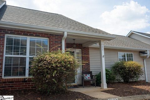 Homes in Riverside Townes, Greer