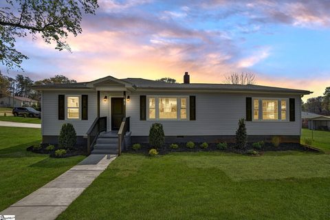 101 Mark Street pending home in Nalley-Roper, Easley, SC