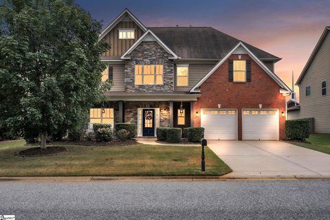 28 Ashby Grove Drive active home in Kilgore Farms, Simpsonville, SC