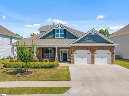 100 General Store Way active home in Sudduth Farms, Greer, SC