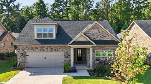 307 Stillwaters Bay Drive pending home in Stillwaters Of Lake Robinson, Taylors, SC