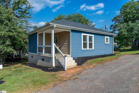 405 Hill Street active home in Alice, Easley, SC
