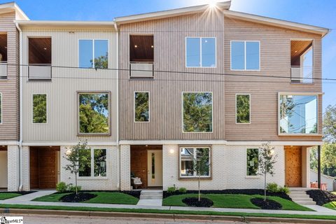 123 S Leach Street active home in Leach Street Commons, Greenville, SC