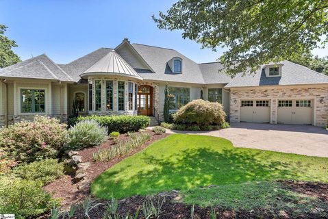 49 The Cliffs Parkway active home in The Cliffs At Glassy, Landrum, SC