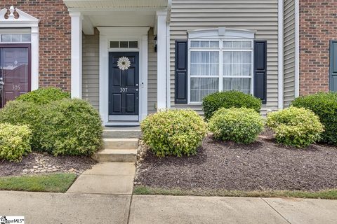 307 Intrepid Court active home in Lismore Village, Greer, SC