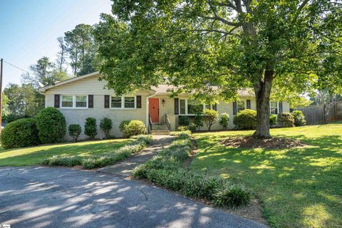 2 Selwyn Drive active home in Timberlake, Greenville, SC