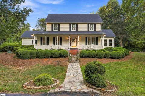 318 Quail Run active home in Quail Hollow, Anderson, SC
