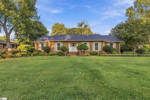 104 Westchester Road active home in Pilgrims Point, Greenville, SC