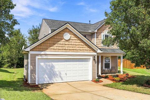9 Hollow Tree Way