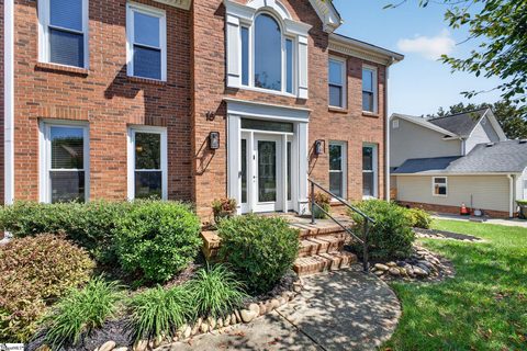 18 Middlecreek Way active home in Meadowbrooke, Greenville, SC
