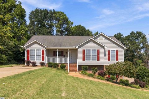 125 Woodcreek Drive pending home in Woodcreek, Spartanburg, SC