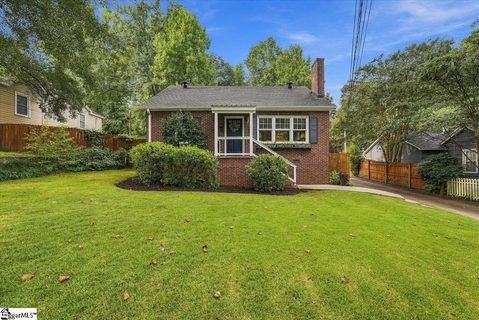 8 Charlotte Street pending home in Eastover, Greenville, SC