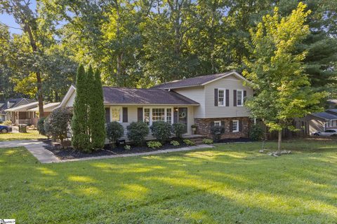 102 Branchview Court active home in Westwood, Simpsonville, SC