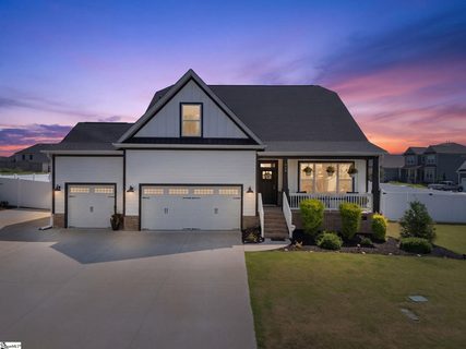718 Amherst Glen Drive active home in Amherst, Greer, SC
