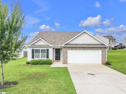 205 Hillendale Way active home in Rogers Knoll, Pelzer, SC