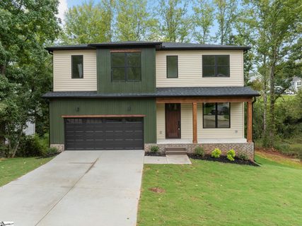 148 Fox Run Circle active home in Hunter Place, Greer, SC