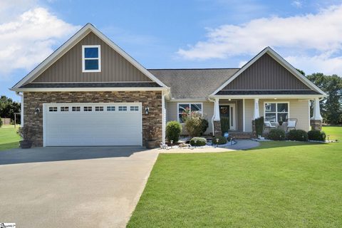 Homes in Shana Lynn, Boiling Springs