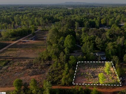 00 Englewood Drive pending lot in Englewood Estates, Greenville, SC