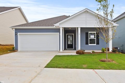 437 Beautyberry Street pending home in The Settlement, Simpsonville, SC