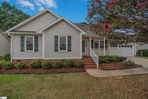 5 Fortson Way active home in Eagle Watch, Fountain Inn, SC