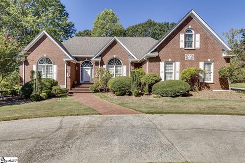 321 Huntcliff Drive active home in Linkside, Taylors, SC