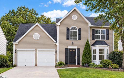 102 Crossview Drive pending home in Fairview Lake, Simpsonville, SC