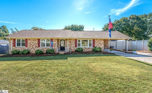 108 Richmond Drive active home in Richmond Hills, Greenville, SC