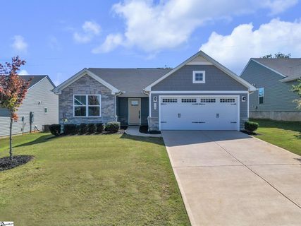 118 Timberwild Drive active home in Woodland Pointe, Greenville, SC