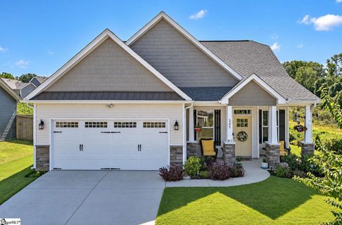 Homes in Forest Ridge, Greenville