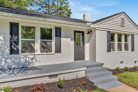 Homes in Pine Hill Village, Greenville