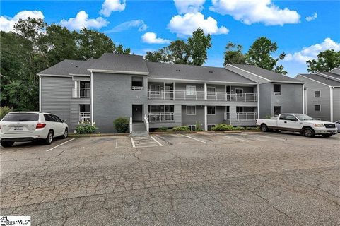 Northlake Condos, Anderson