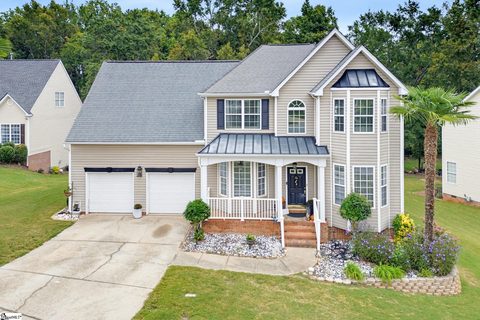 500 Summerridge Court active home in Summerwalk, Simpsonville, SC