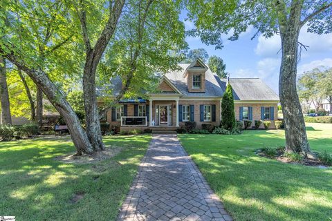 100 Sommerset Lane active home in Westchester, Easley, SC