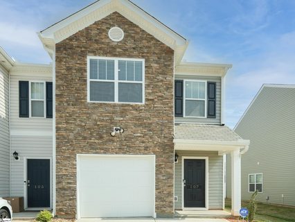 107 Sunriff Court active townhome in Brookside Ridge, Greer, SC