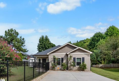 3 Cringle Lane active home in Hembree Station, Anderson, SC