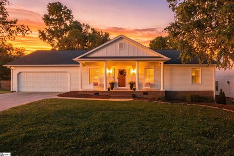 Homes in Half Mile Lake, Greenville