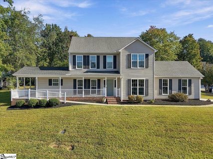 1 Wieuca Court active home in Half Mile Lake, Greenville, SC