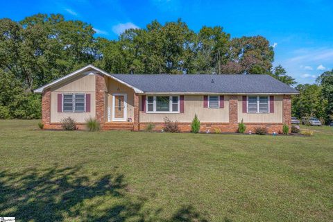 322 Wood Valley Drive active home in Wood Valley, Anderson, SC