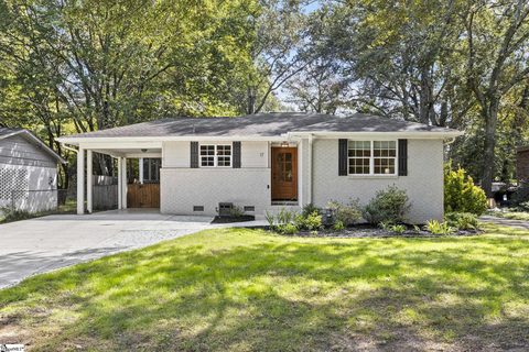17 Vintage Avenue active home in East Highland Estates, Greenville, SC