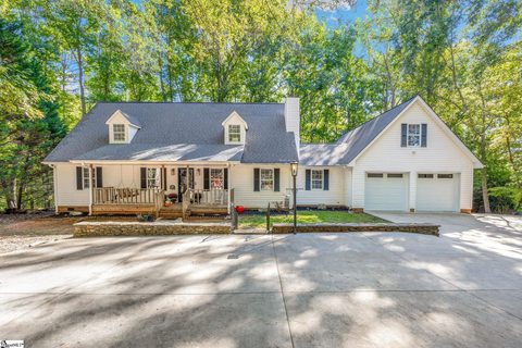 Homes in Hunters Trail, Anderson
