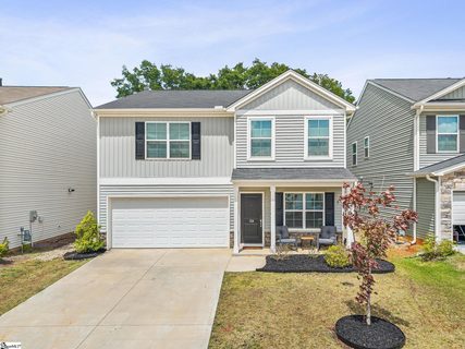 124 Braxton Drive active home in Braxton Place, Moore, SC