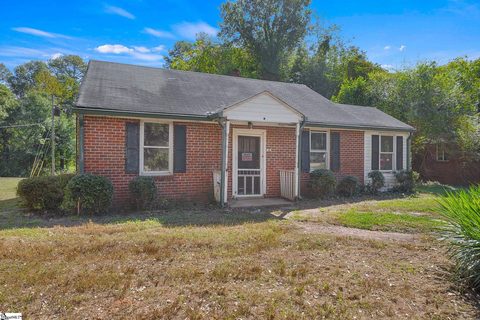 18 Ridgeway Drive sold home in Woodfields, Greenville, SC