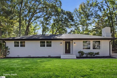 329 Amherst Drive active home in Park Hills, Spartanburg, SC