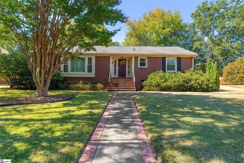Homes in Dellwood, Greenville