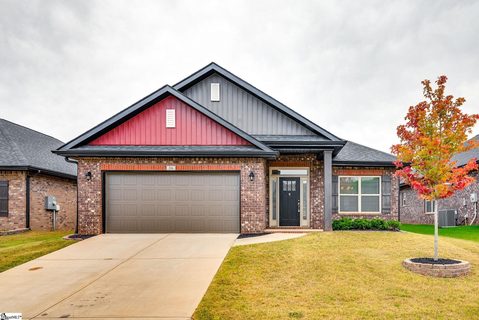 Homes in Heritage Crossing, Simpsonville