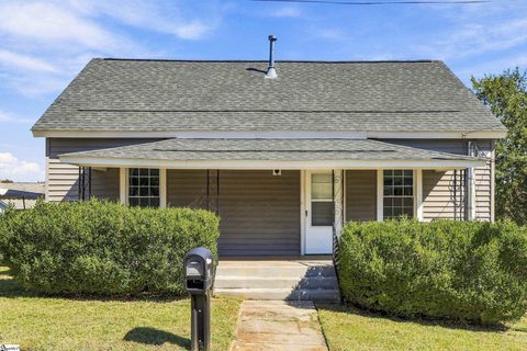 105 S 6Th Street