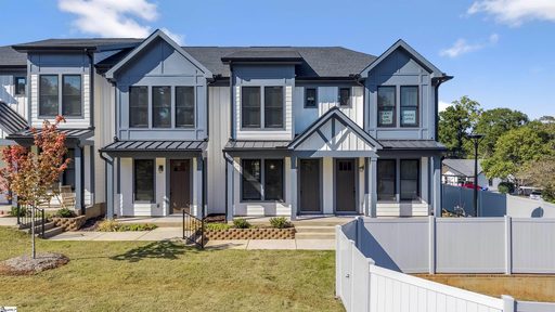 9 Hawthorne Lane active townhome in Hawthorne Summit, Greenville, SC