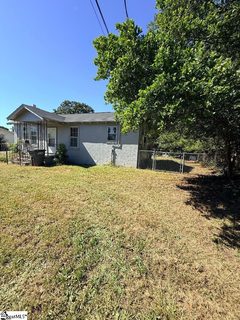 705 S Fairfield Road active home in Kennedy Park, Greenville, SC